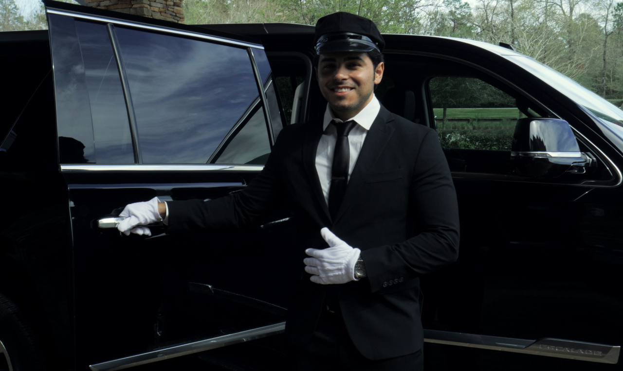 Airport Transportation: The Woodlands Limo and Shuttle Service